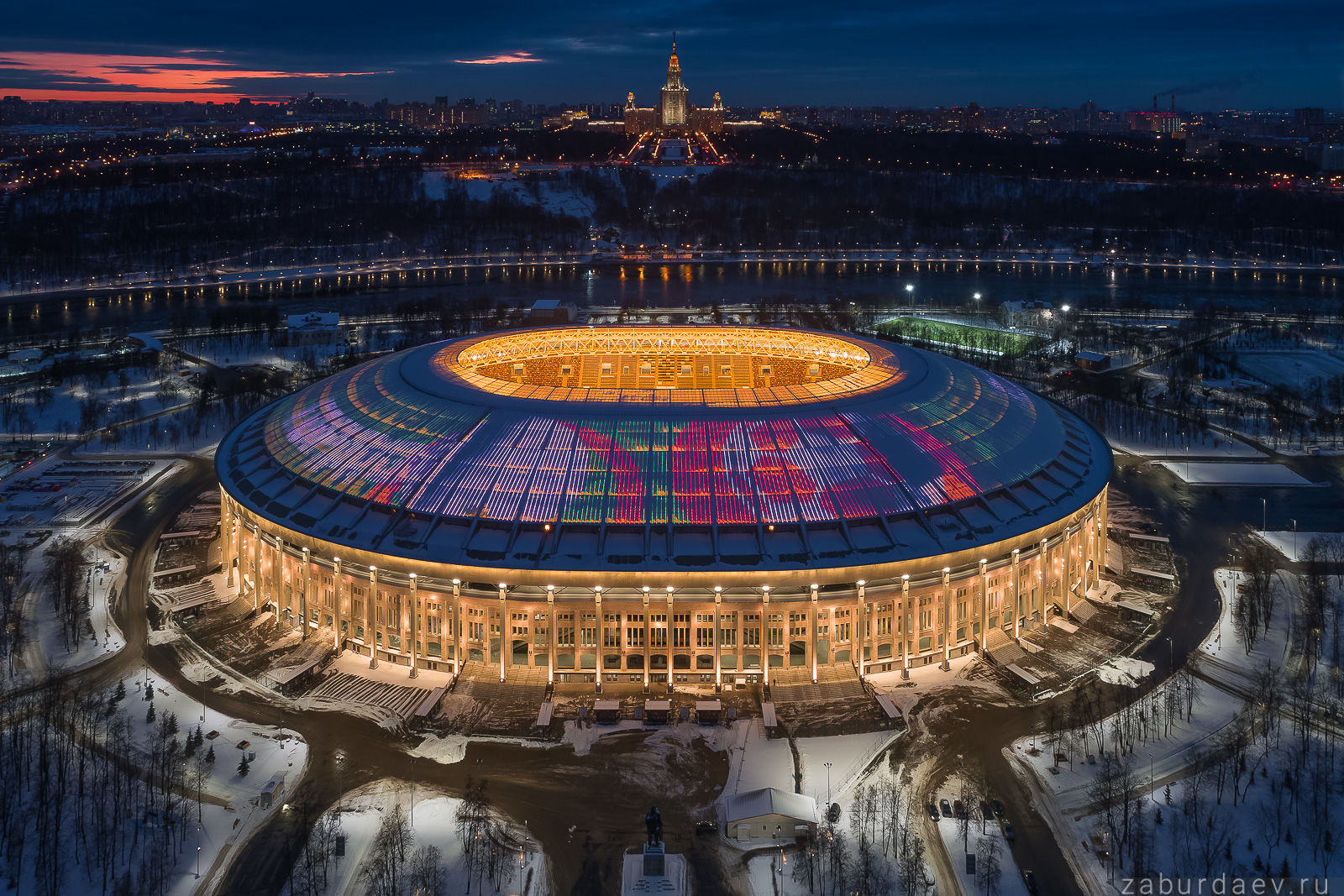 Luzhniki (Стадион Лужники)